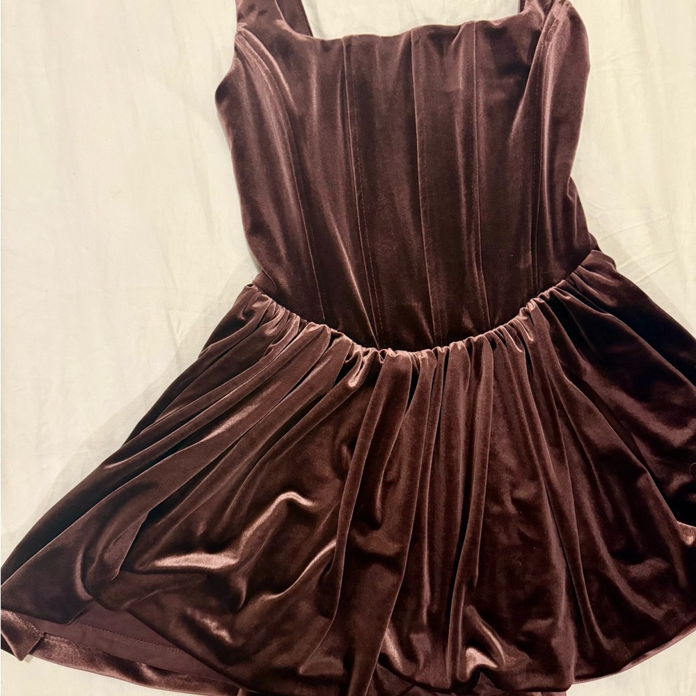 Zara -Elegant Maroon Velvet Dress